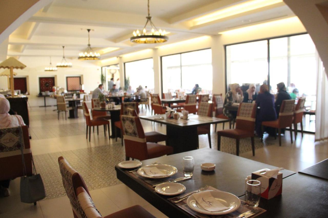Saray Hotel Amman Exteriör bild